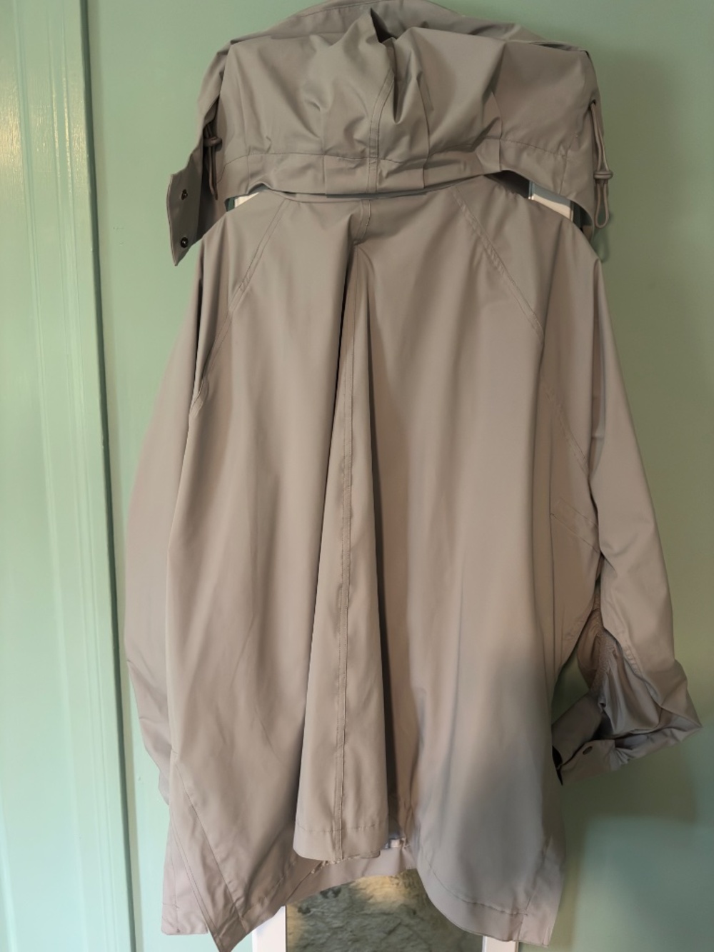 Fabletics Raincoat View 6